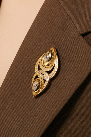 2.0CT & 1.0CT PEAR-CUT LAB-GROWN DIAMOND GLORY BROOCH IN 14K YELLOW GOLD