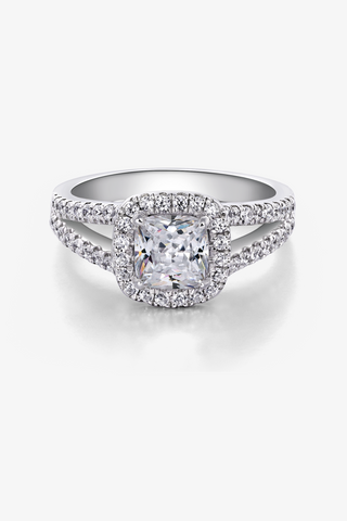 Cushion-cut Lab Diamond Halo Engagement Ring in White Gold - Zaiyou Jewelry