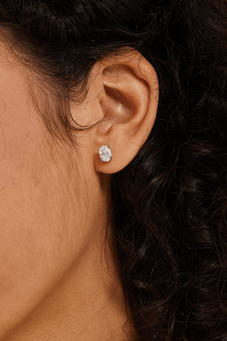 Oval-cut Lab Diamond Solitaire Stud Earrings in White Gold - Zaiyou Jewelry