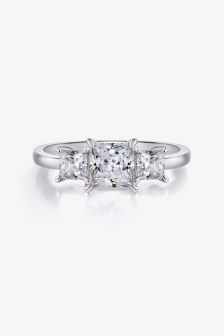 Three Stone Princess-cut Lab Diamond Engagement Ring in White Gold - Zaiyou Jewelry