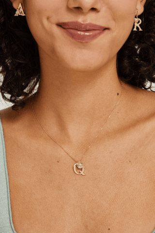 Lab Diamond Alphabet Letter “Q” Pendant in Yellow Gold - Zaiyou Jewelry