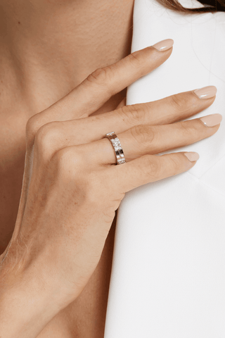 Lab Diamond Modern Engagement Ring in White Gold - Round - Zaiyou Jewelry