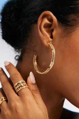 MAZE ARCHITECTURAL C-HOOP DIAMOND EARRINGS IN GOLD