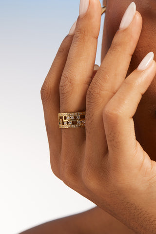 MAZE HOLLOW GEOMETRIC LAB-GROWN DIAMOND RING IN GOLD