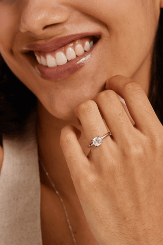 Cushion-cut Lab Diamond Solitaire Engagement Ring in White Gold - Zaiyou Jewelry