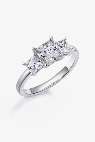 Three Stone Princess-cut Lab Diamond Engagement Ring in White Gold - Zaiyou Jewelry